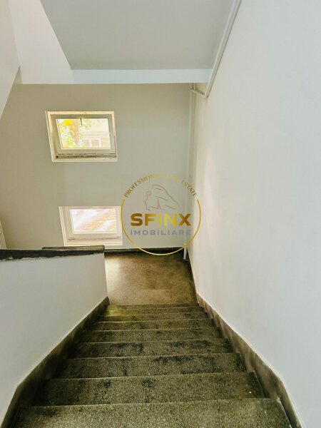 Doua camere semidecomandat complet renovat recent, investitie